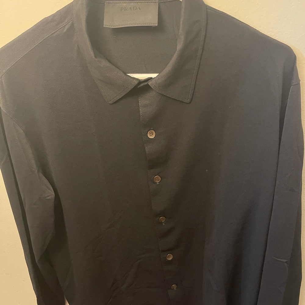 PRADA BUTTON-DOWN MENS LONG SLEEVED BLACK SHIRT  SIZE M (ITALY)